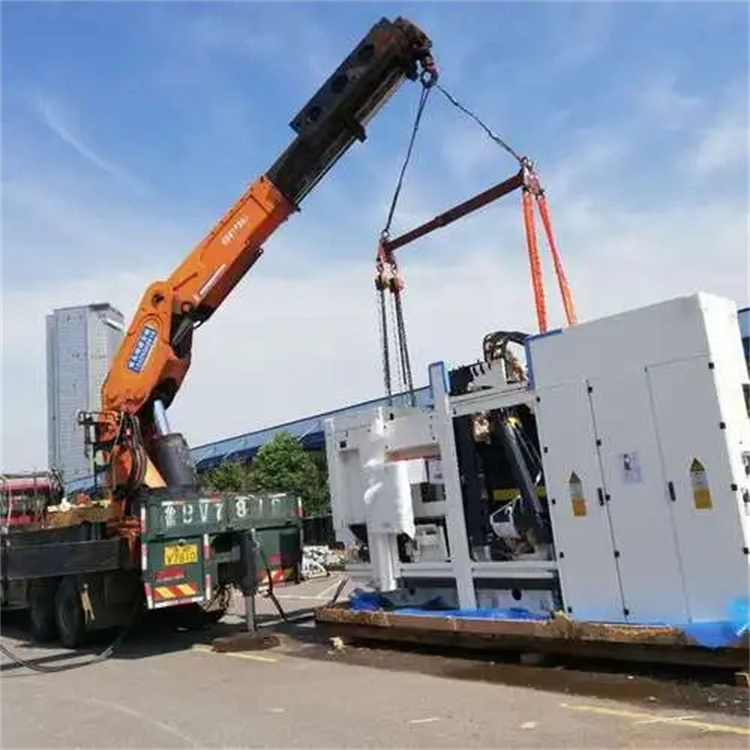 蓬安附近小吊车联系方式|8-16吨|本地及时服务